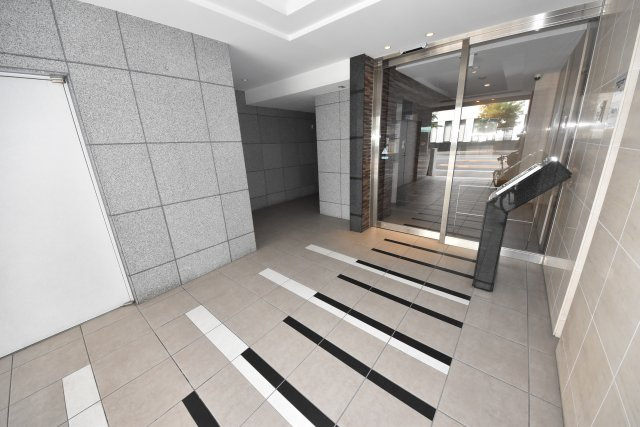 アネスト北堀江のエントランス