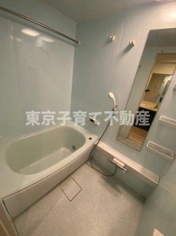 シティハイツ根津の浴室