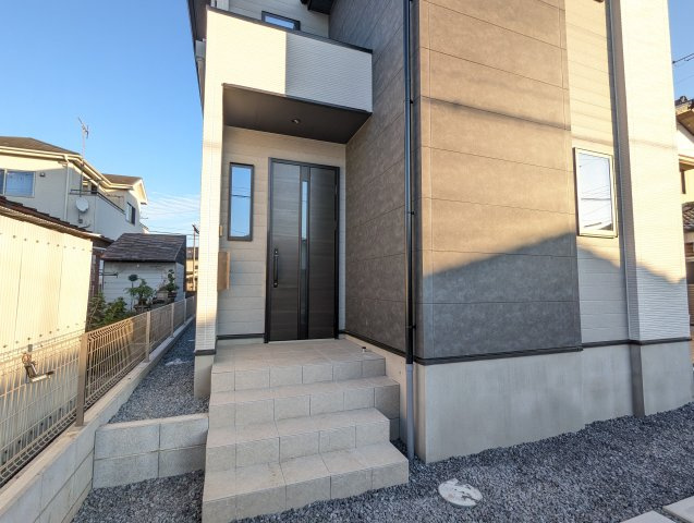 ひたちなか市稲田　5期の玄関|玄関です。玄関は住まいの（顔）です～♪新しい生活を新しい家で♪