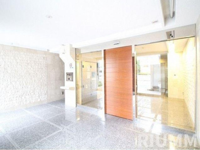 【エントランス】 | プレール・ドゥーク東京ベイ