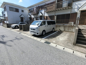 【駐車場】