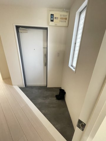 エヴァグリーンの玄関