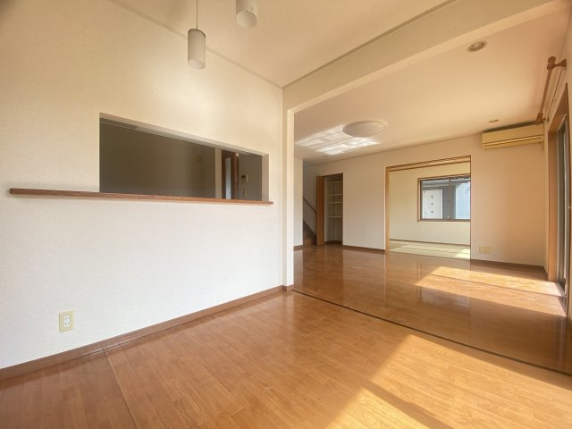 【居間・リビング】 | 羽鳥野3丁目戸建