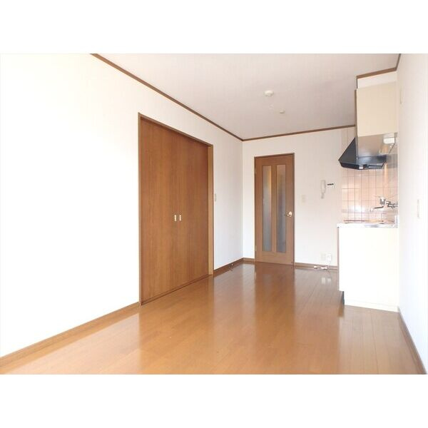 ネイステージAの居間・リビング