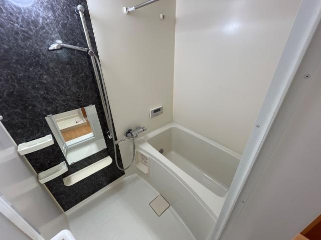 フォルムフィールド・コートの浴室|バス