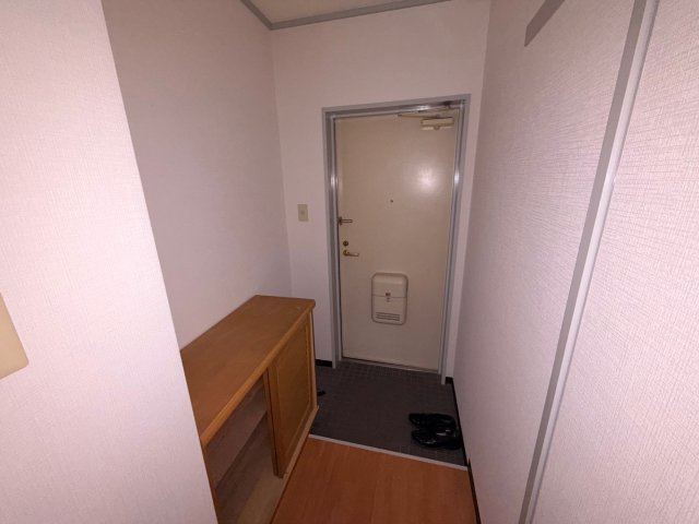 エスポワール新中条の玄関