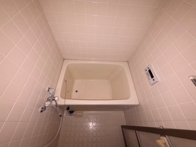 エスポワール新中条の浴室