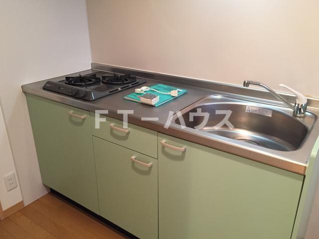 ＨＡＴＵＫＩ＃２のキッチン|綺麗な色のキッチン