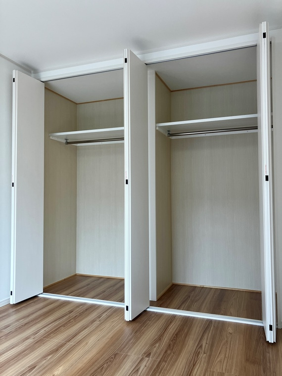 西町戸建の収納