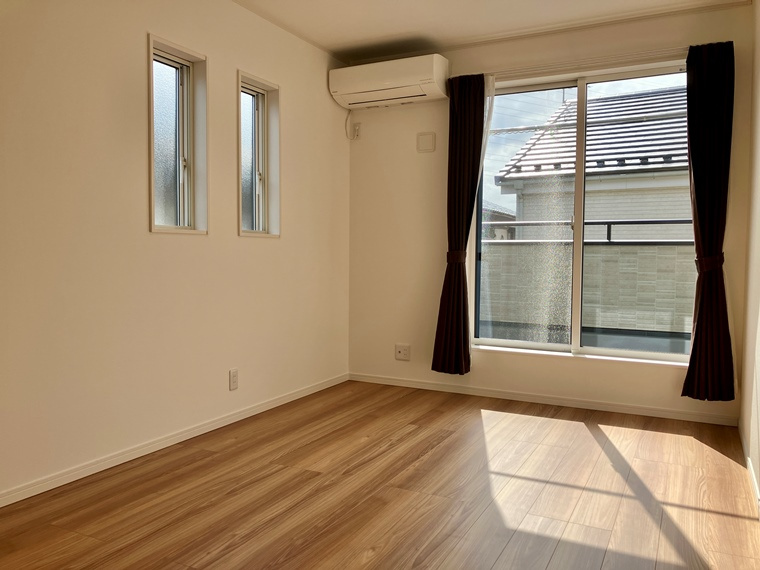 西町戸建の居間・リビング