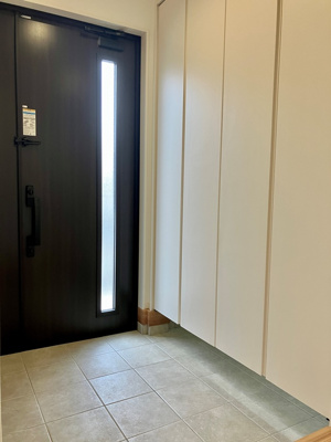 【玄関】 | 西町戸建