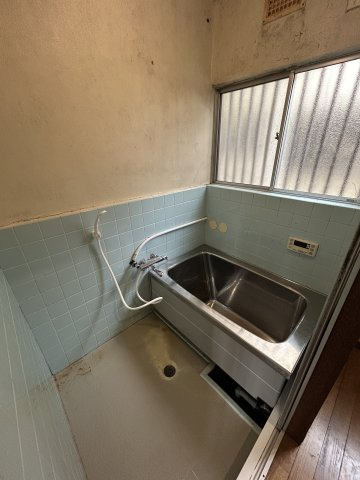 藤金890-22貸家の浴室