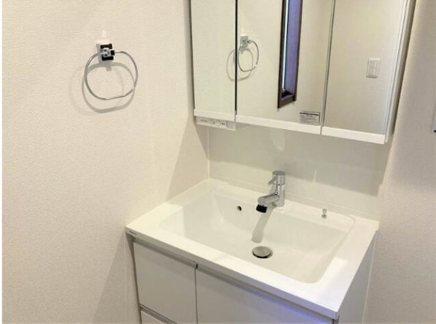 アンソレーユKの洗面所