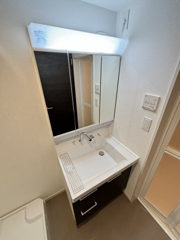 【独立洗面台】