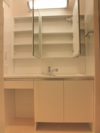 【独立洗面台】 | ラヴィタ　壱番館