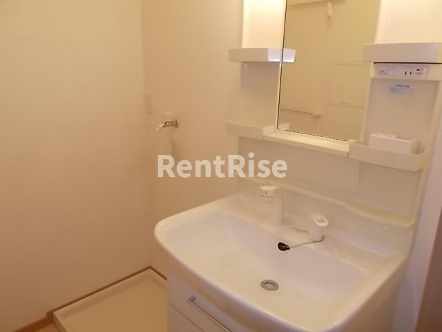 フォルナーチェＡの洗面所|洗面所