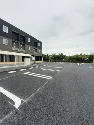 【駐車場】 | シュトラール