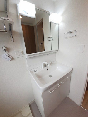 【洗面所】 | シュトラール