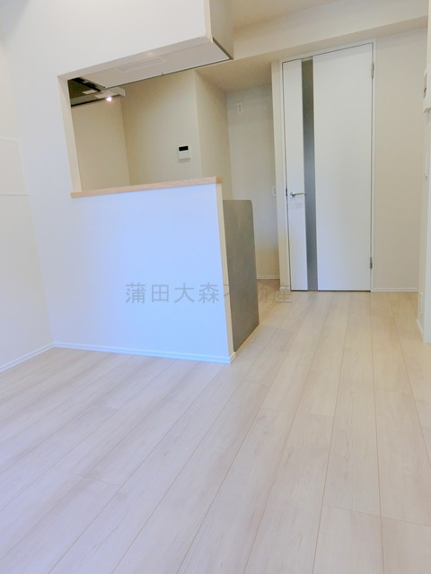 FABRIC蒲田west Residenceの居間・リビング|DK7.5帖