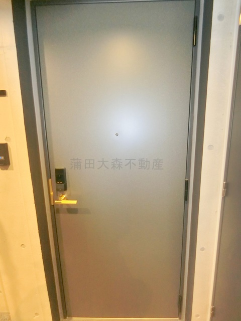 FABRIC蒲田west Residenceの玄関