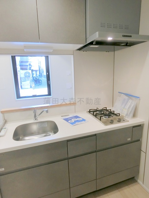 FABRIC蒲田west Residenceのキッチン|2口ガスシステムキッチン　カウンターキッチン