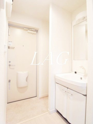 【洗面所】 | リブリ・東金町 | 洗面台です。