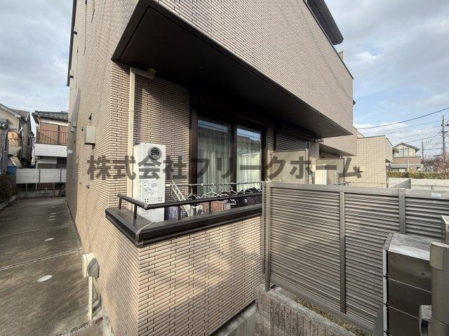 武蔵野市境南町４丁目のアパートの外観