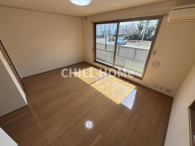 シャン・ド・フルールの居間・リビング|前橋、高崎、伊勢崎、まとめてご紹介可能♪ぜひ、当社、チルホームのHPもご覧ください♪