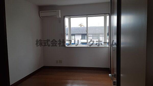 三鷹市牟礼１丁目のタウンの居間・リビング