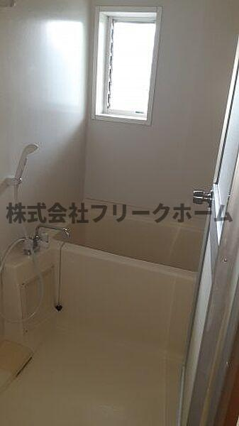 三鷹市牟礼１丁目のタウンの浴室