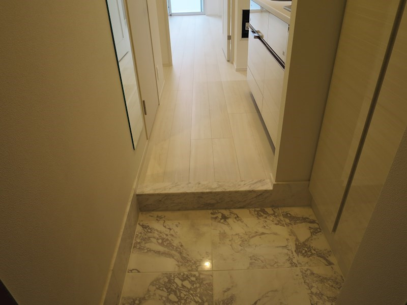 ハイズヴィガー墨田の玄関