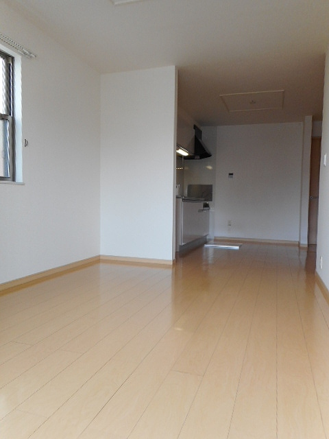 ブリーズ　Ｋの居間・リビング|居室・リビング