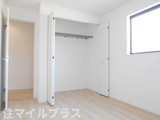【洋室】 | 二本松市油井新築一戸建て12棟 | 個人の部屋や寝室として使える洋室です