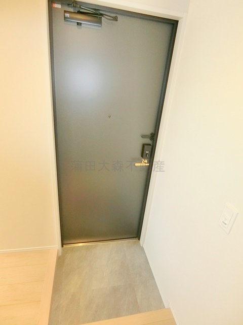 FABRIC蒲田west Residenceの玄関
