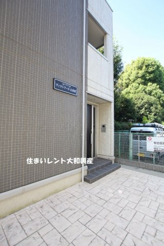 ヴィクトワール１番館のエントランス