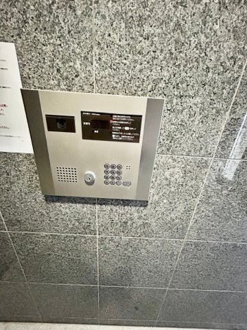 ファーストワン江坂のセキュリティ|オートロック付き