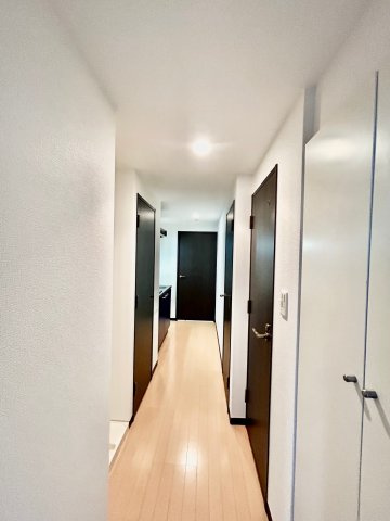 ファーストワン江坂の居間・リビング