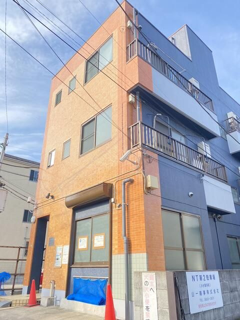 山一西尾久ステーツの外観