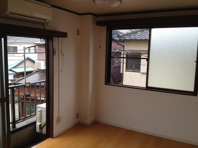 山一西尾久ステーツの寝室