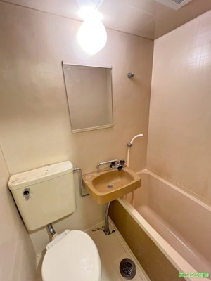 【浴室】 | ビバリーヒルズ泉尾