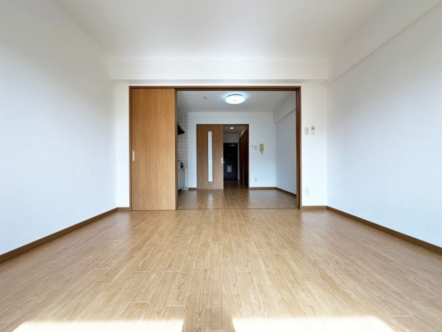 リーヴァ・ビスタ北本町の洋室