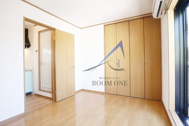 ウィスタリアの居間・リビング|洋室のお部屋です。