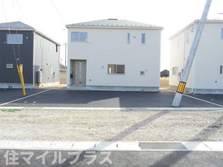 【駐車場】 | 二本松市油井新築一戸建て12棟 | 車をお持ちの方に嬉しい駐車場付きの物件です