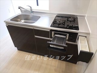 広島市安佐北区亀山２丁目の賃貸マンションのキッチン|２口ガスコンロ・グリル付き