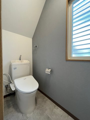 【トイレ】 | 惣山町５丁目　中古戸建 | 1階　トイレ　お掃除のしやすいトイレで快適です。