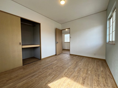 【収納】 | 惣山町５丁目　中古戸建 | 大きな収納があるのでお部屋が広くお使いいただけます。