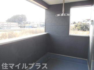 【バルコニー】 | 二本松市油井新築一戸建て12棟 | 外からの目が気にならないバルコニーで洗濯物が干せます