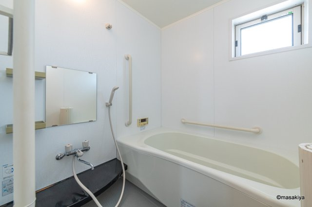 アルカディア新町の浴室