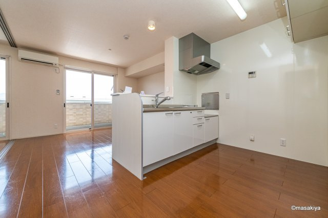 アルカディア新町のキッチン|カウンターキッチン