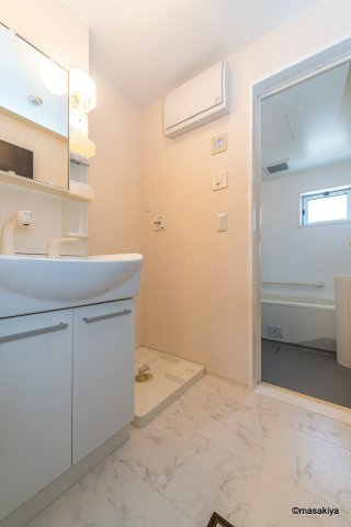 アルカディア新町の洗面所|洗面・脱衣